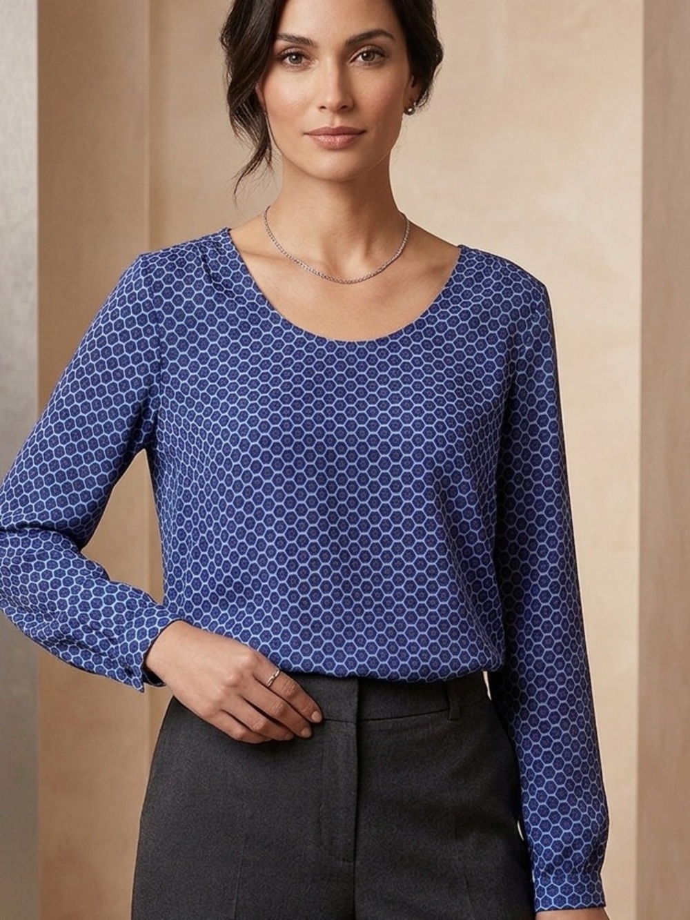 Beautiful Ann Taylor blouse